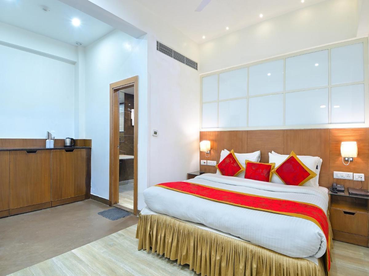 Hotel Hari Piorko - New Delhi Railway Station Kültér fotó
