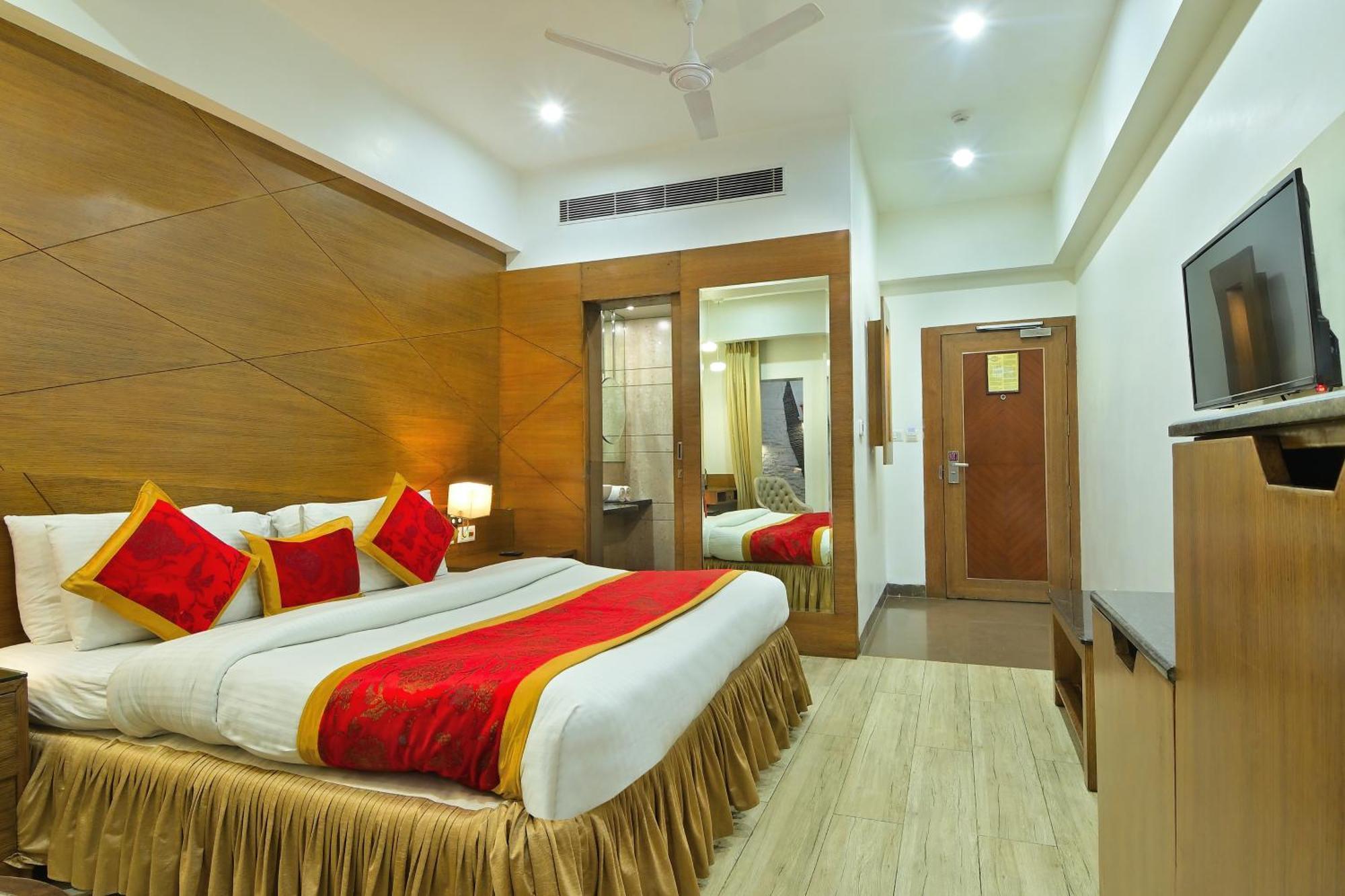 Hotel Hari Piorko - New Delhi Railway Station Kültér fotó